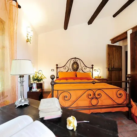 Country house Cornio Delle Fronde