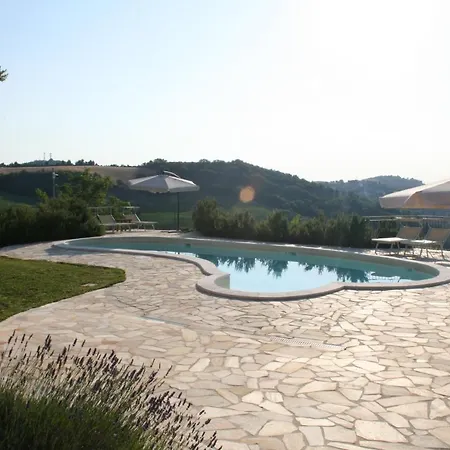 Cornio Delle Fronde Kır Evi