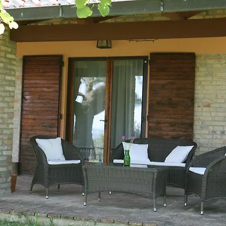 Kır Evi Cornio Delle Fronde *