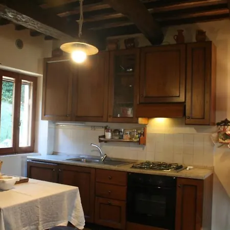 Cornio Delle Fronde Country house